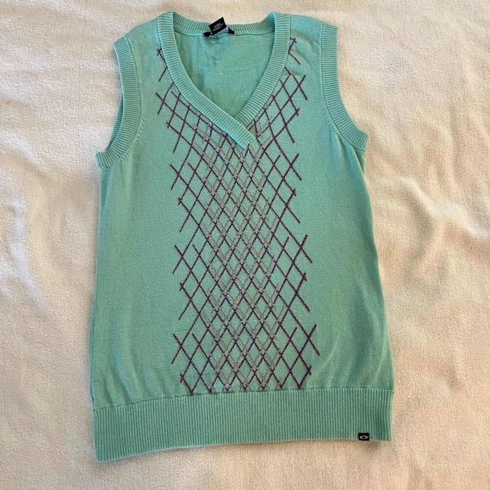 Women's Oakley Knit Golf Top Hill Sweater Vest, Size S